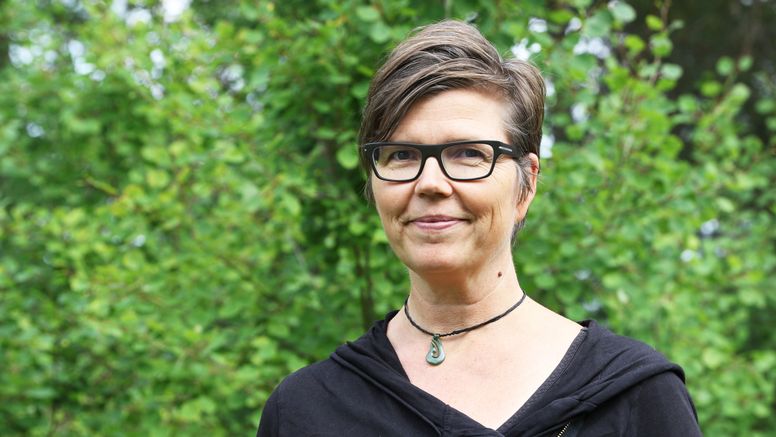 Aleksija Neimanis disputerar på ämnet kaningulsot. Foto: Therese Selén/SVA